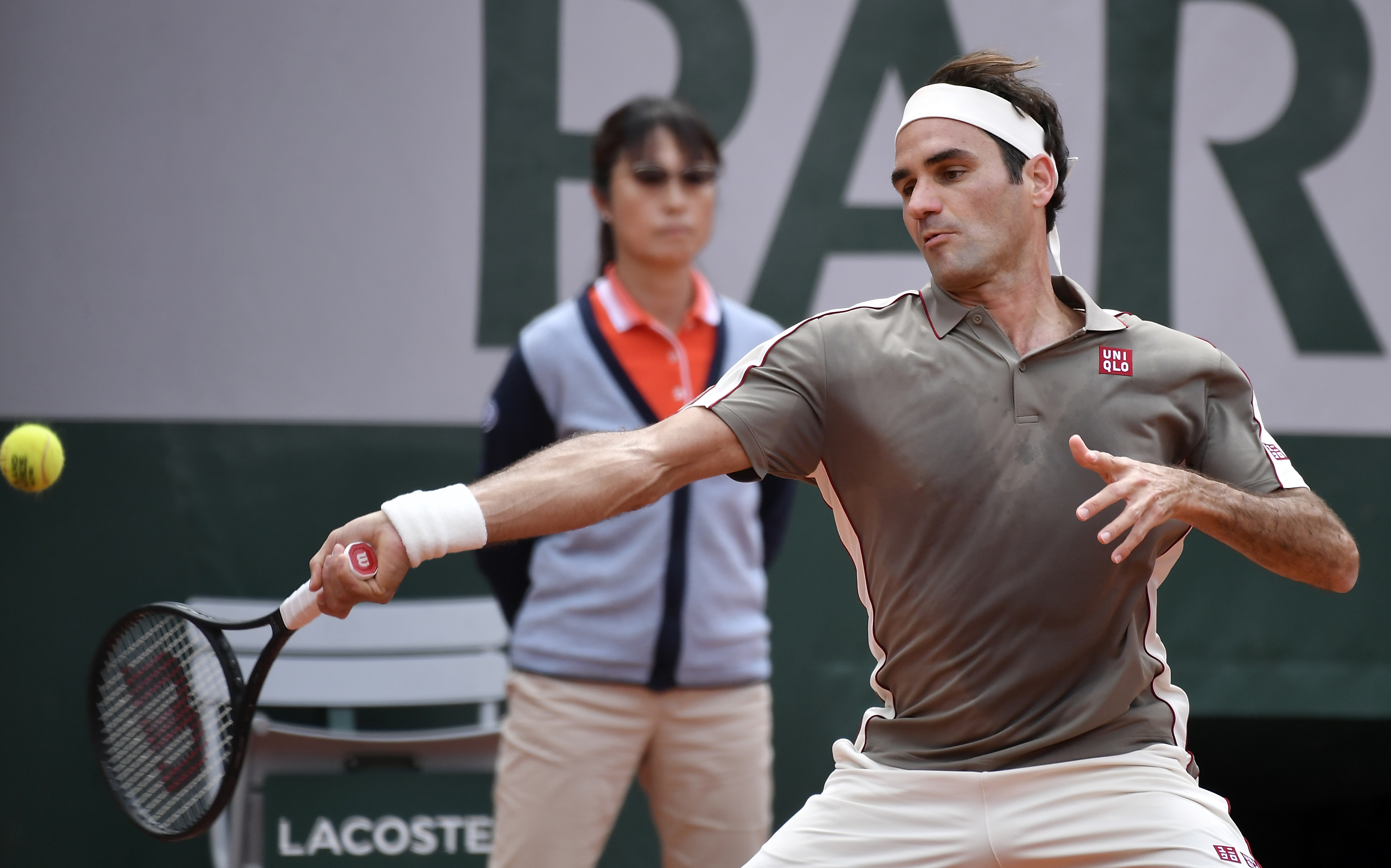 意大利网球队险胜法国网球队,费德勒惊艳世界 意大利网球队险胜法国网球队,费德勒惊艳世界