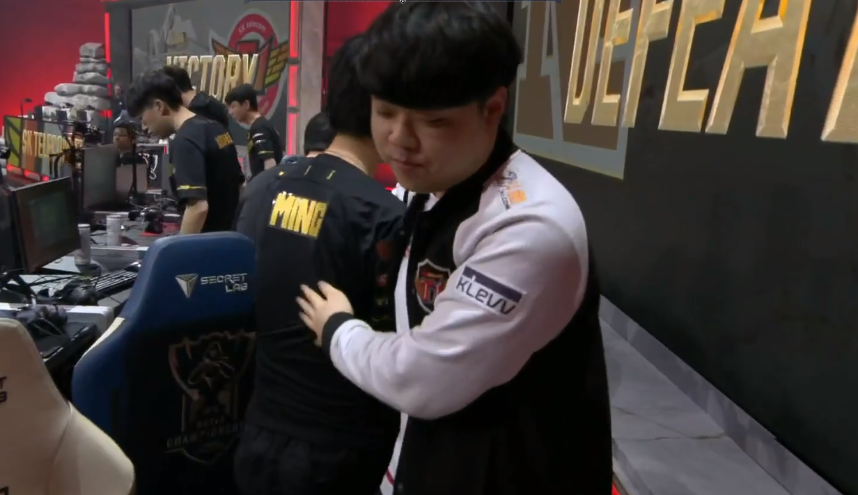 FLY翻盘EDG,Faker拿下关键大龙焦点之战八强赛,锁定晋级资格 FLY翻盘EDG,Faker拿下关键大龙焦点之战八强赛,锁定晋级资格