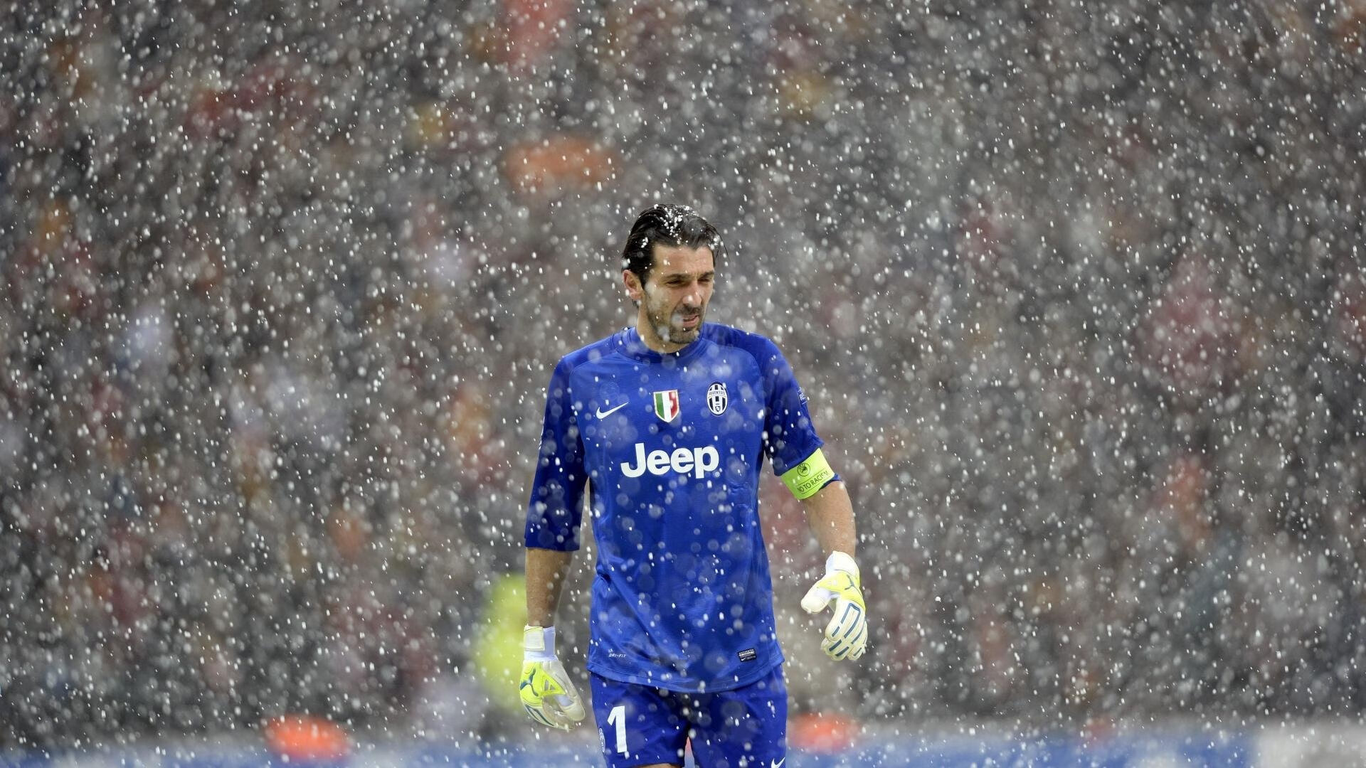 巴尔韦德完美发挥助那不勒斯力克爱尔兰，中场大师闪耀友谊赛